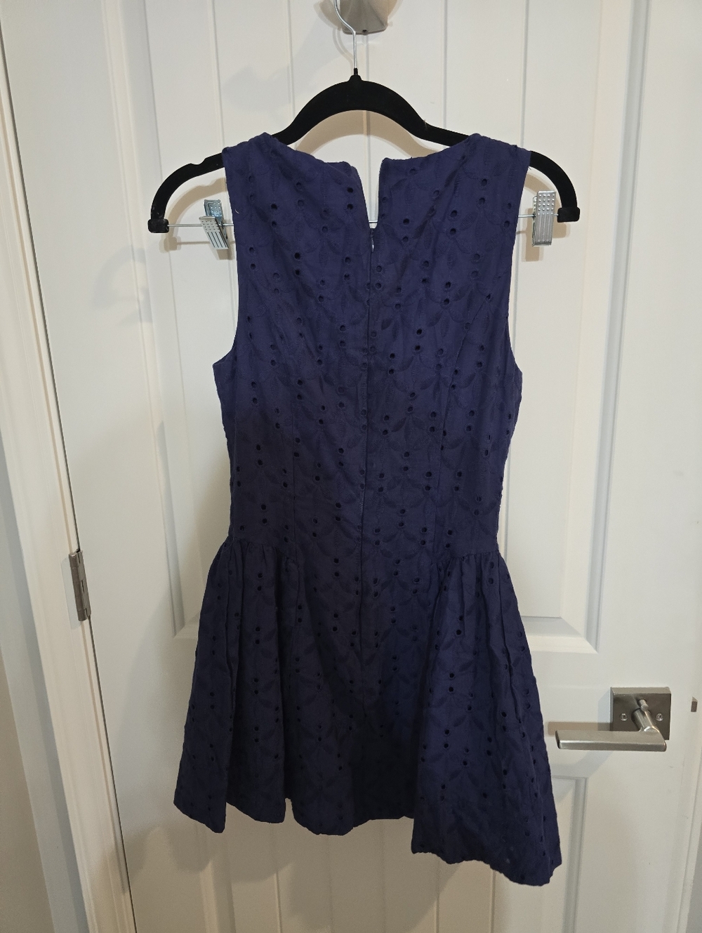 NWOT ViCI Paige Minidress Navy Eyelet Sleeveless Fit & Flare Dress XS 2 0 Summer - Picture 9 of 9